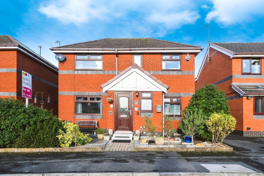 Property photo 1 of 17