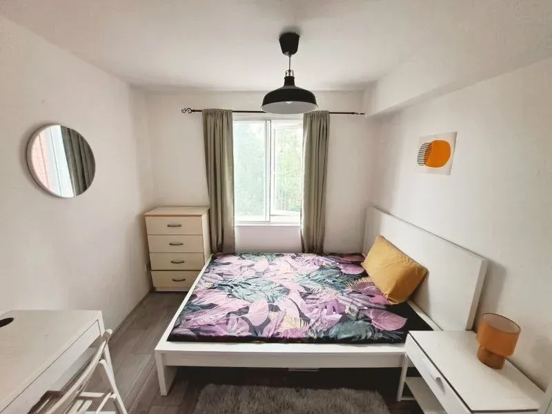 Property photo 1 of 4