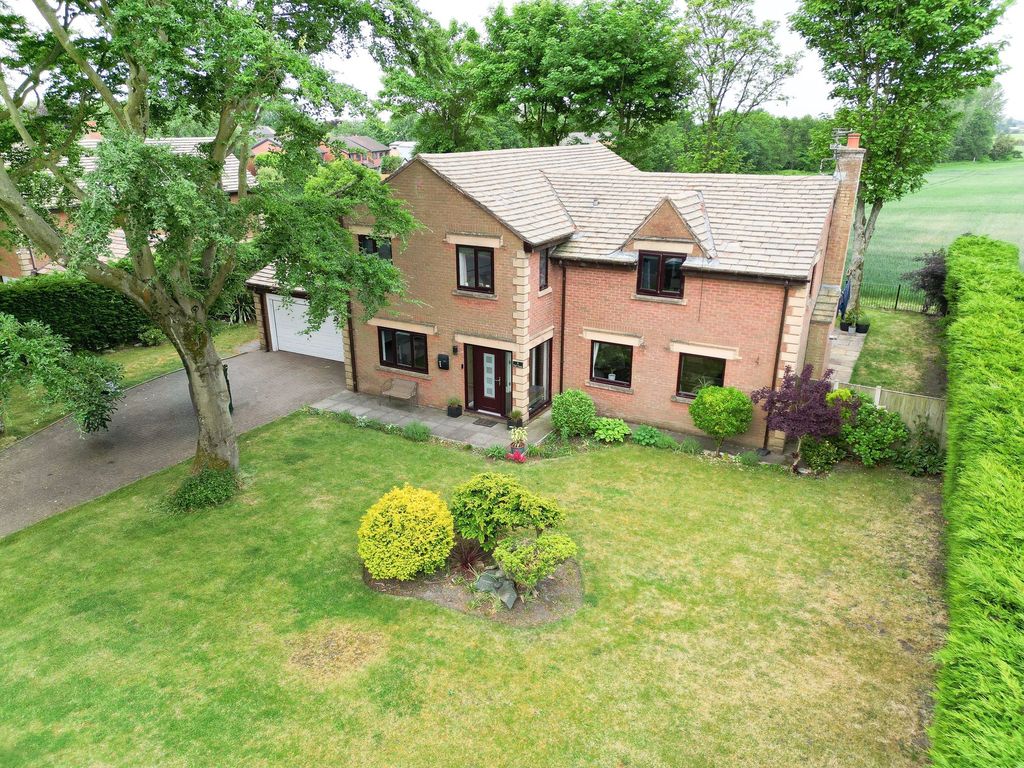 Property photo 1 of 54