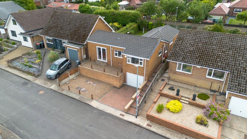 Property photo 2 of 18 Picture No. 19