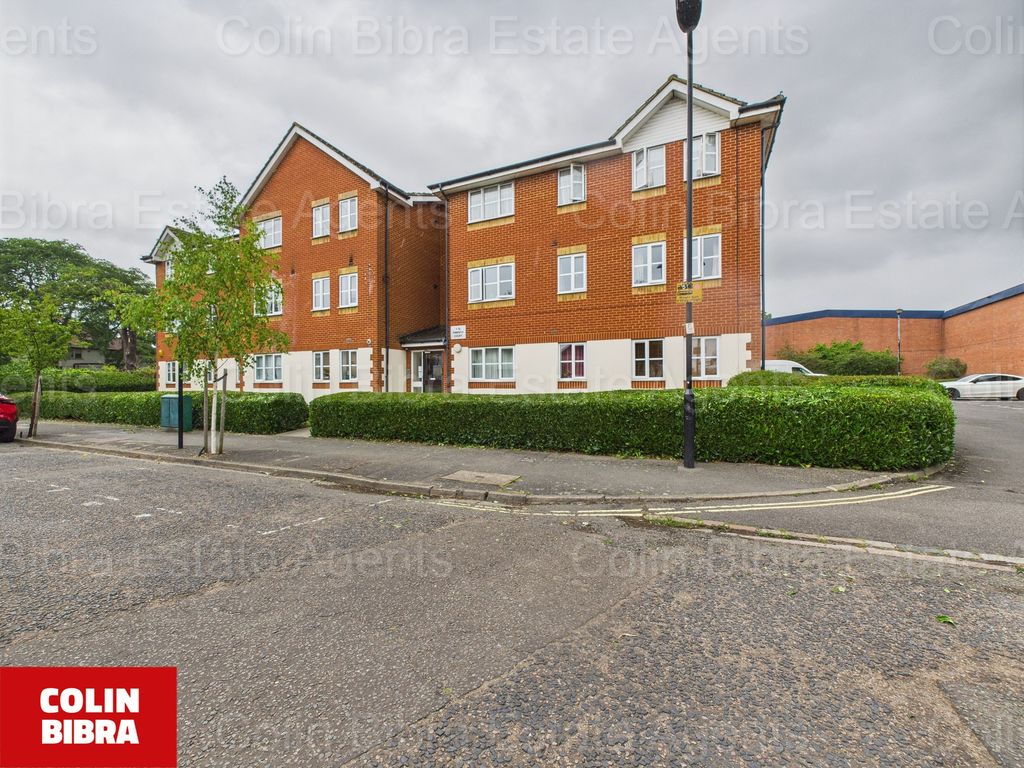 Property photo 1 of 15 Cam04175G0-Pr0043-Still017