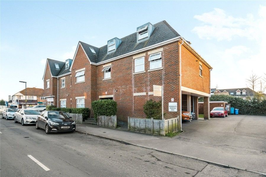 Property photo 1 of 9
