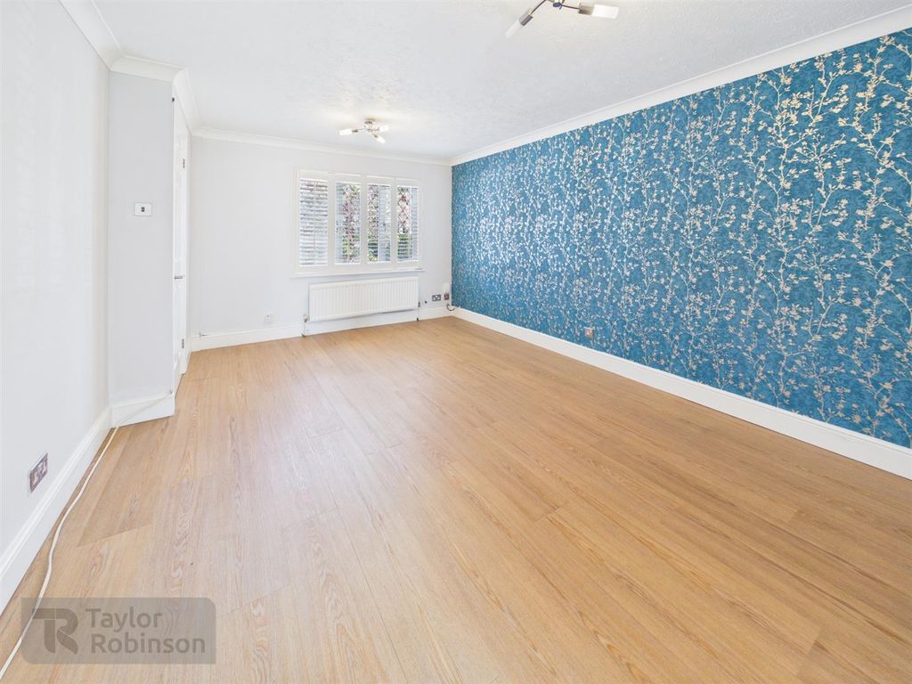 Property photo 3 of 14 Cam02600G0-Pr0703-Still002.Jpg