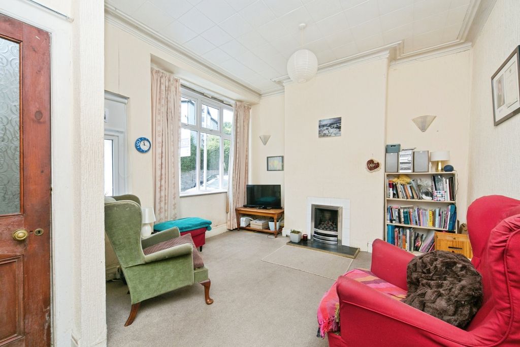 Property photo 3 of 14 Pbox-Img.Jpg