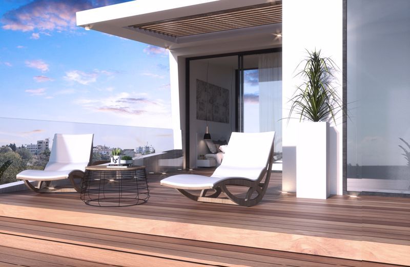 Property photo 2 of 8 Veranda (Artist...