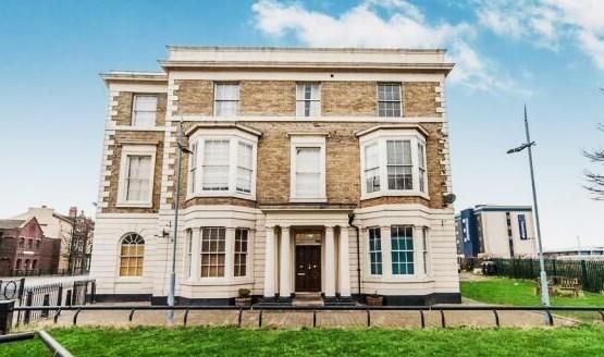 Property photo 1 of 12 Front