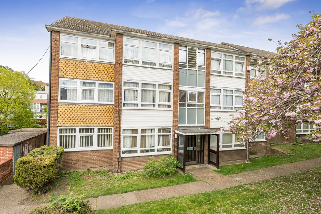 Property photo 1 of 13 External