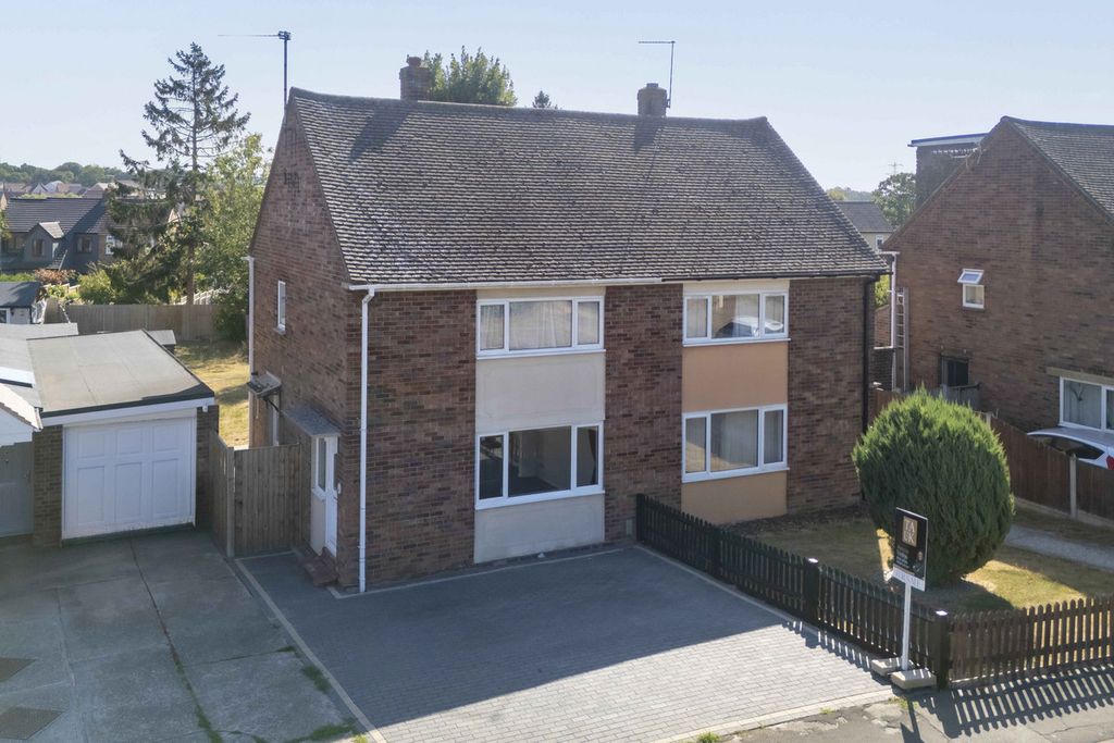 Property photo 1 of 10