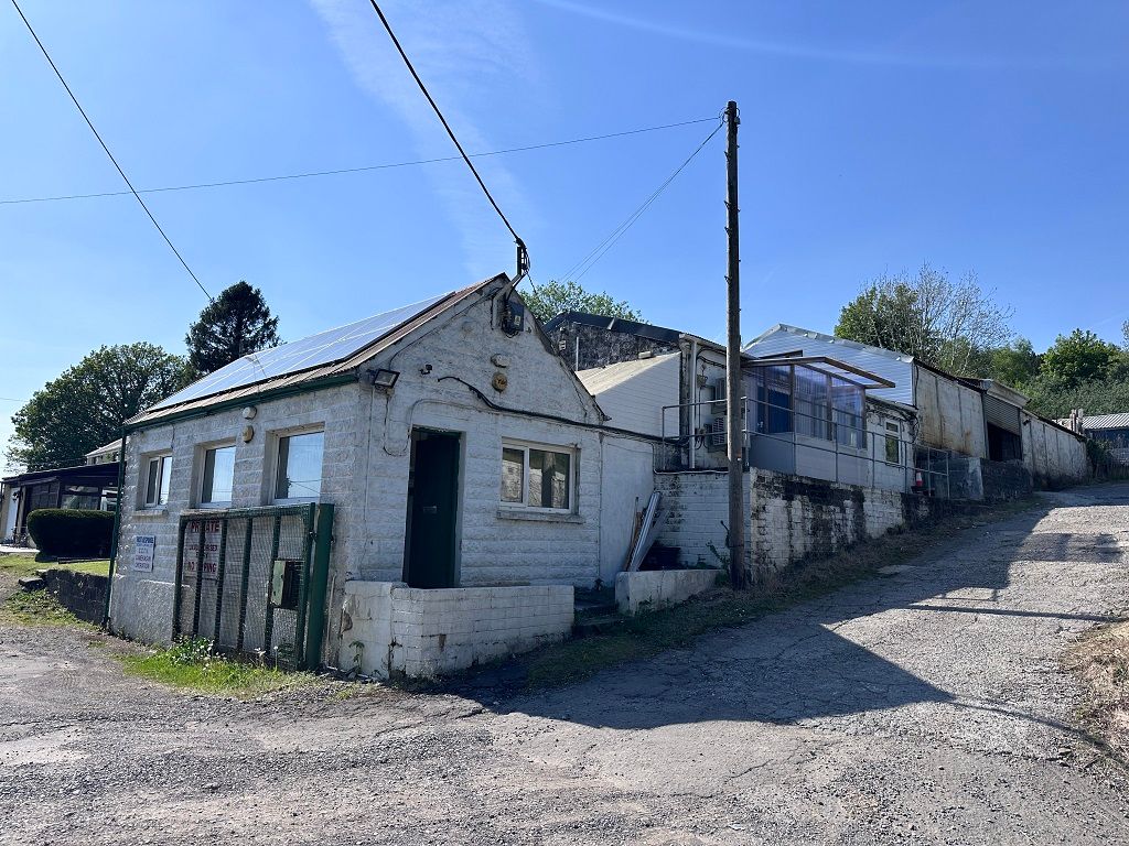 Property photo 1 of 6