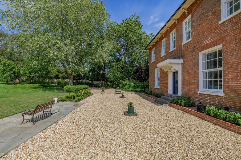 Property photo 3 of 55