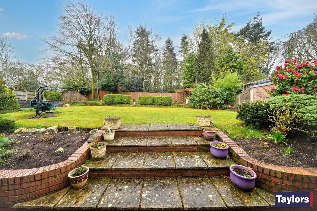 Property photo 3 of 39