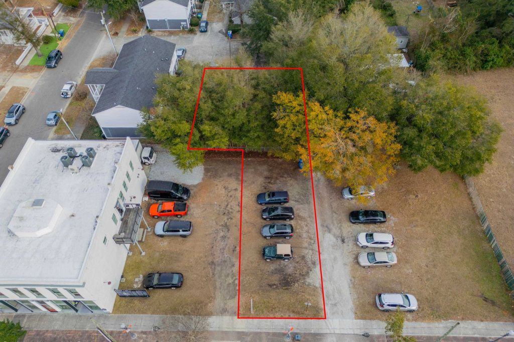 Property photo 1 of 31