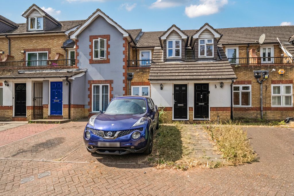 Property photo 1 of 11 1499941-1-6A6B273...