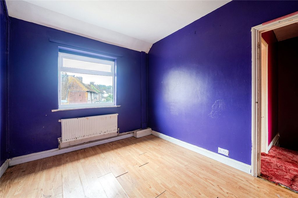 Property photo 3 of 18 Picture No. 16