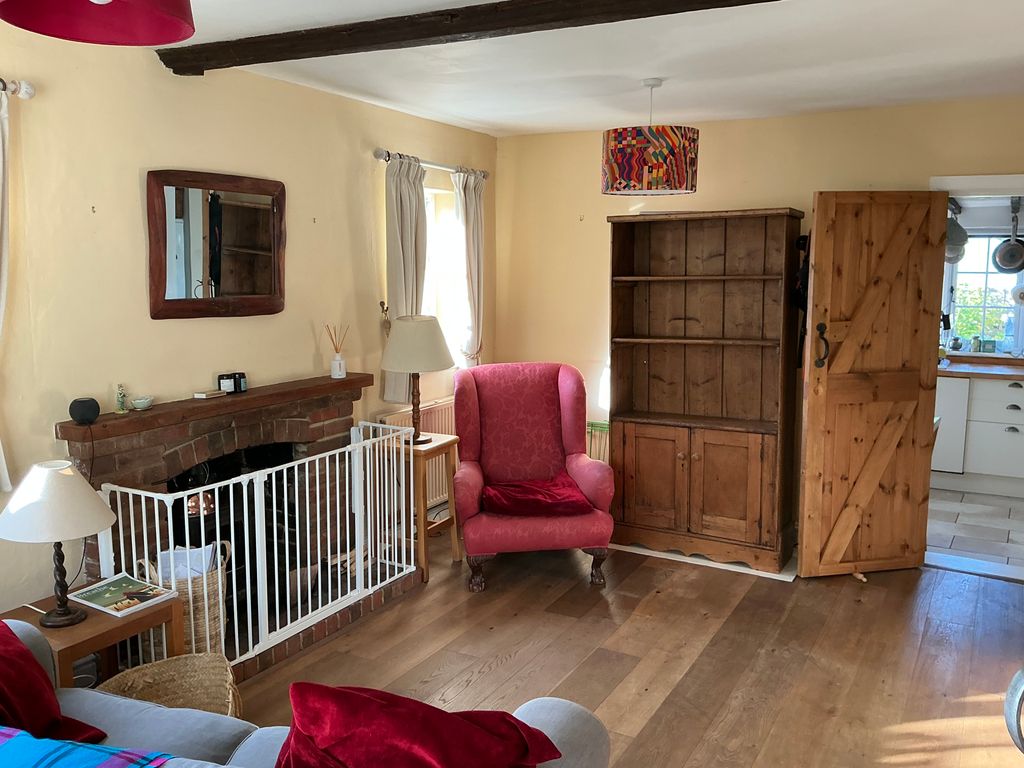 Property photo 2 of 13