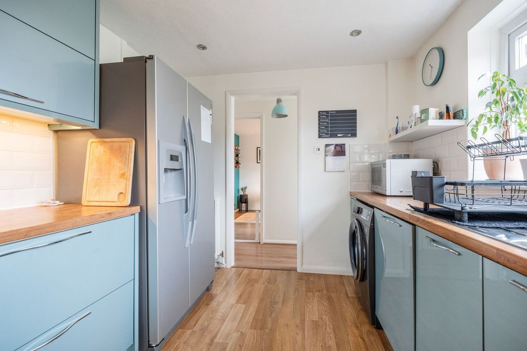 Property photo 3 of 22