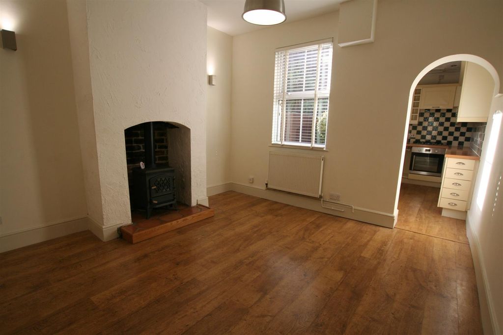 Property photo 3 of 7 Severnstreet,20Dining.Jpg