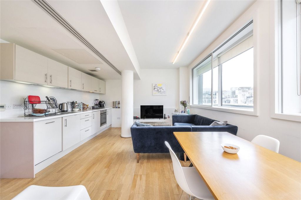 Property photo 3 of 10 Picture No. 09