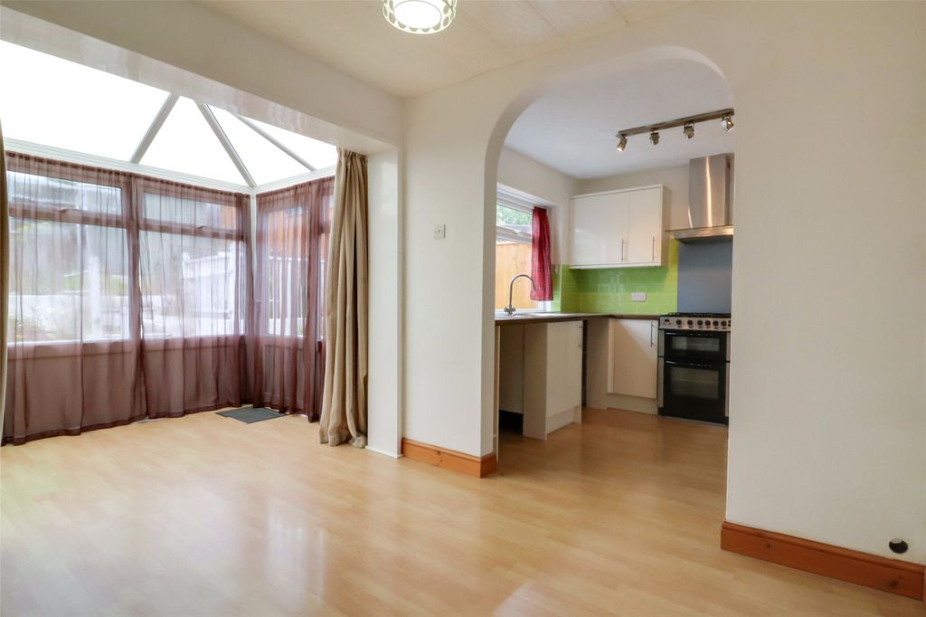 Property photo 3 of 22 3 - Picture No. 06