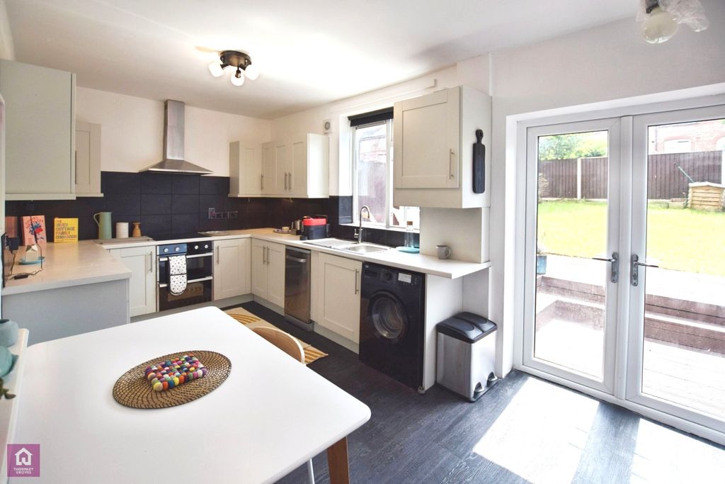 Property photo 3 of 21 Picture No. 91