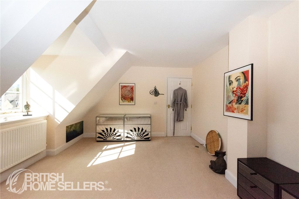 Additional image 12 of 2 bed flat for saleWoolston Close, Northampton, Northamptonshire NN3