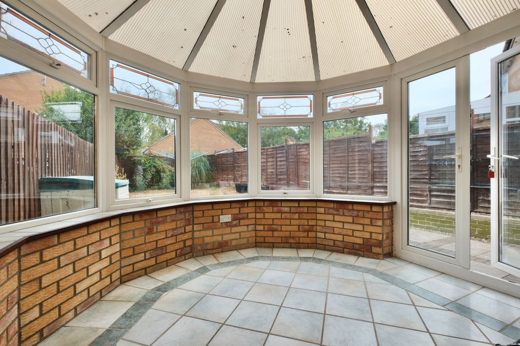 Property photo 3 of 11