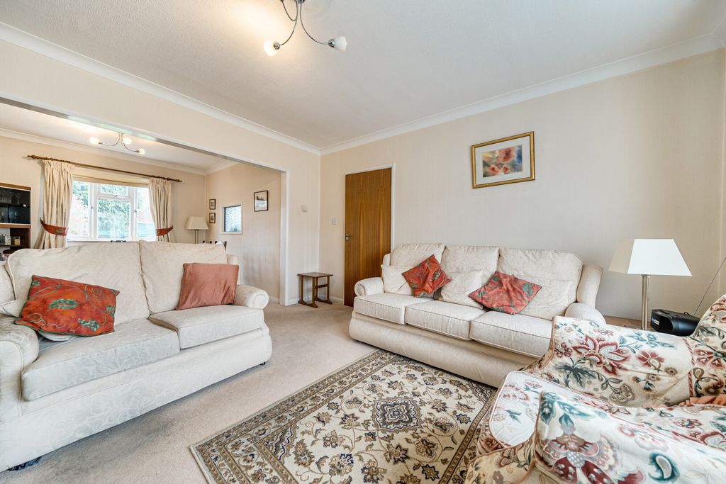 Property photo 3 of 18 1433355-17-69Cbad...