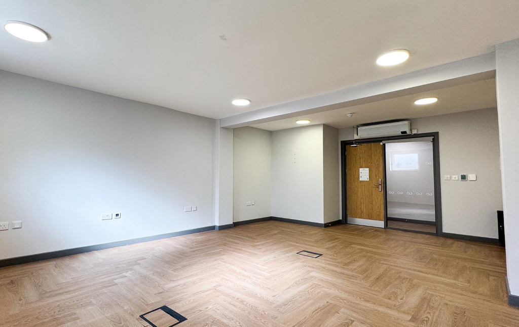 Property photo 1 of 5