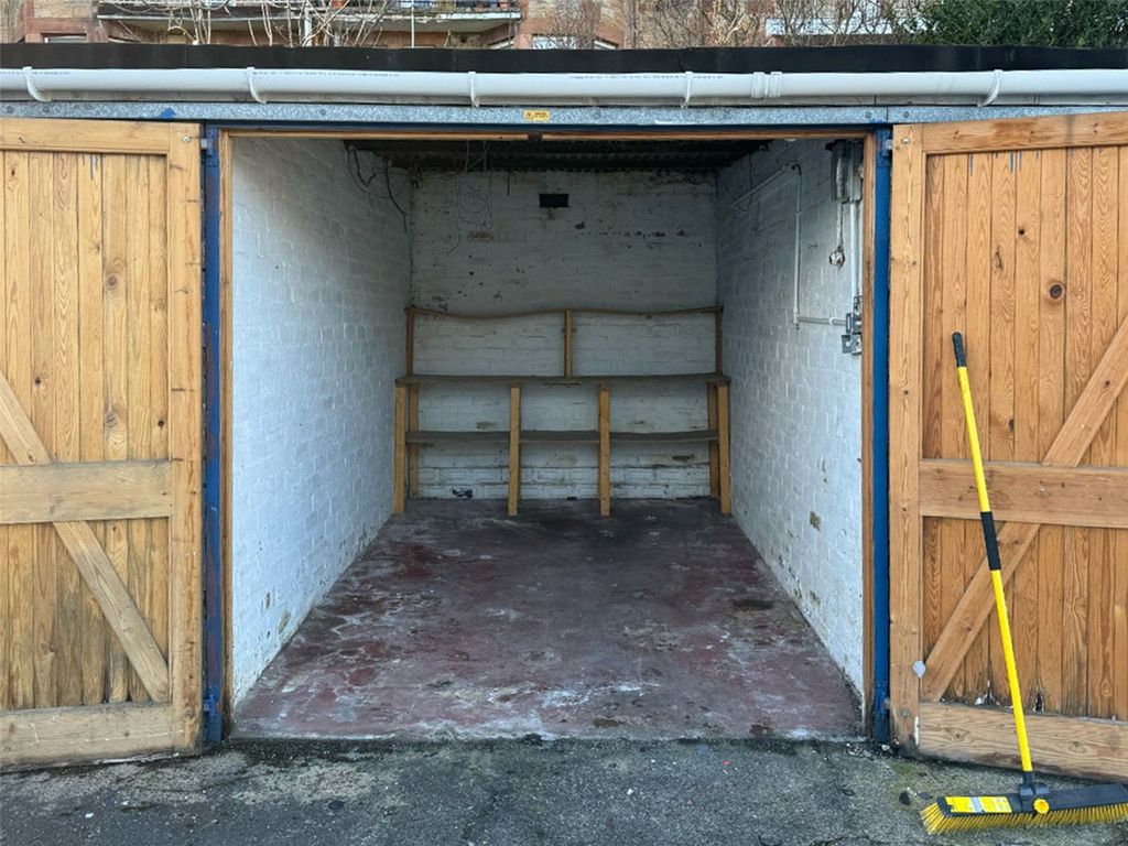 Property photo 2 of 5 Picture No. 07