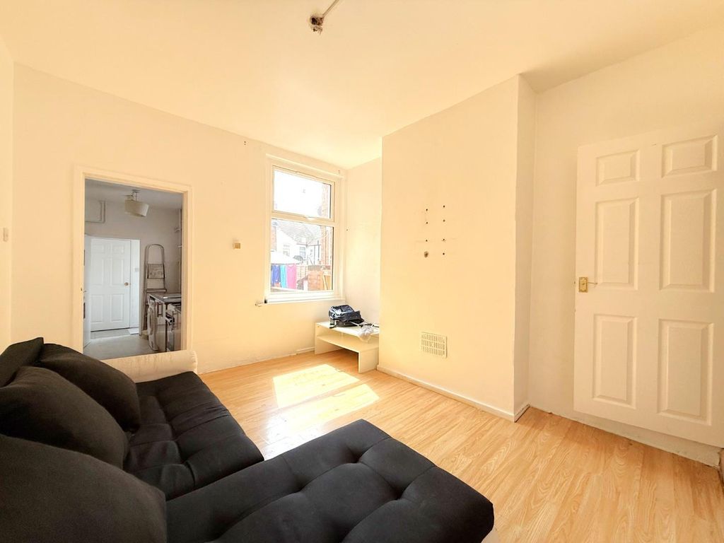 Property photo 3 of 10 Reception Room