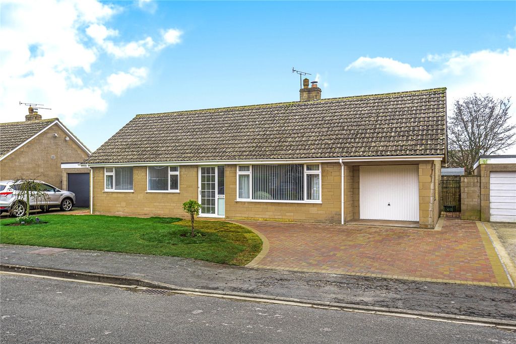 Property photo 1 of 22 Picture No. 01