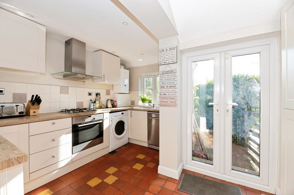 Property photo 3 of 18 Pbox-Img.Jpg