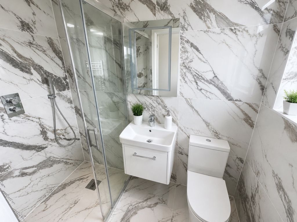 Property photo 3 of 5 5446053