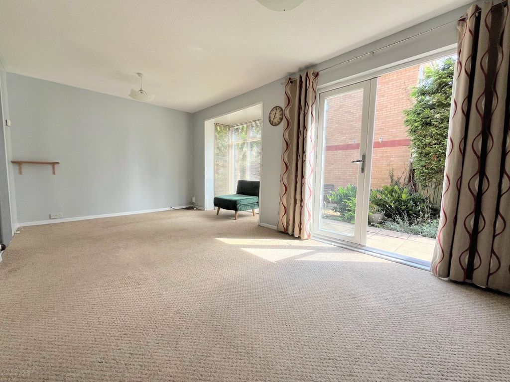 Property photo 3 of 17