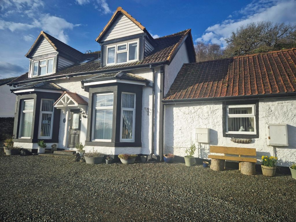 Property photo 1 of 32 4705300