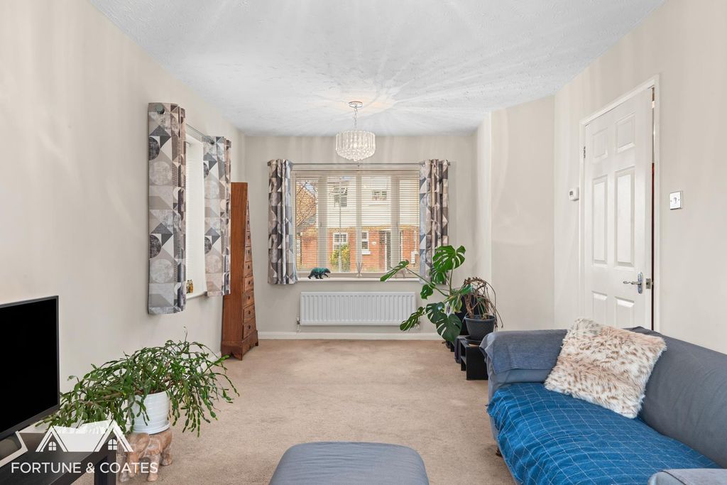 Property photo 3 of 15 Belfieldgardens_15.Jpg