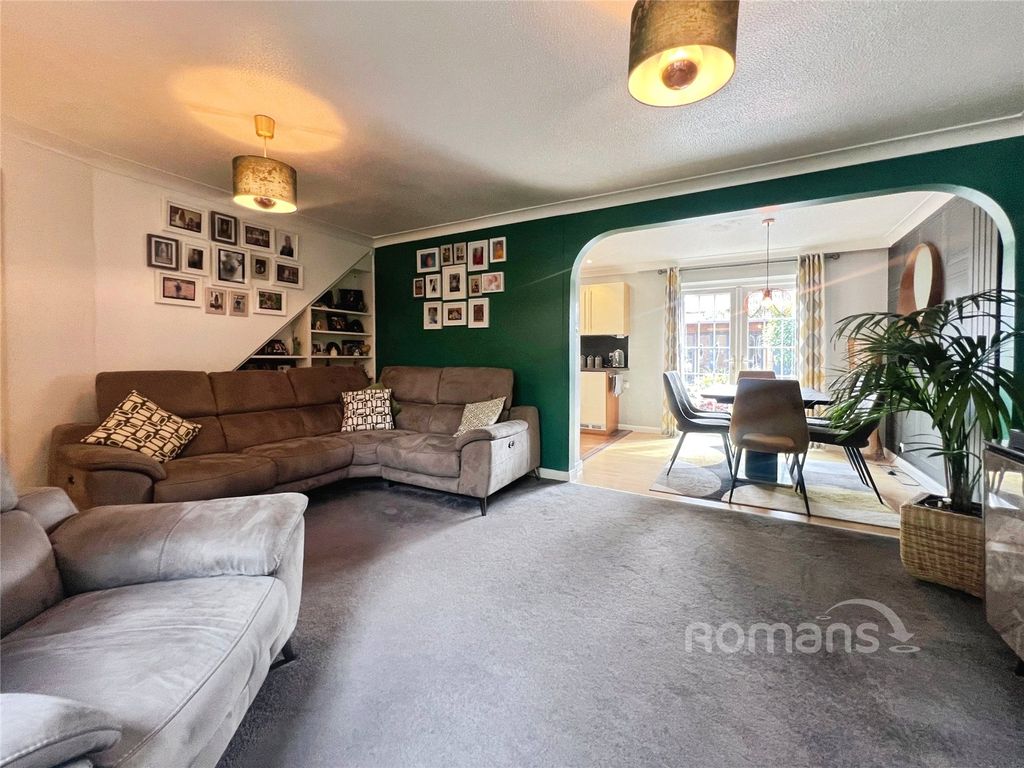 Property photo 3 of 26 Picture No. 11