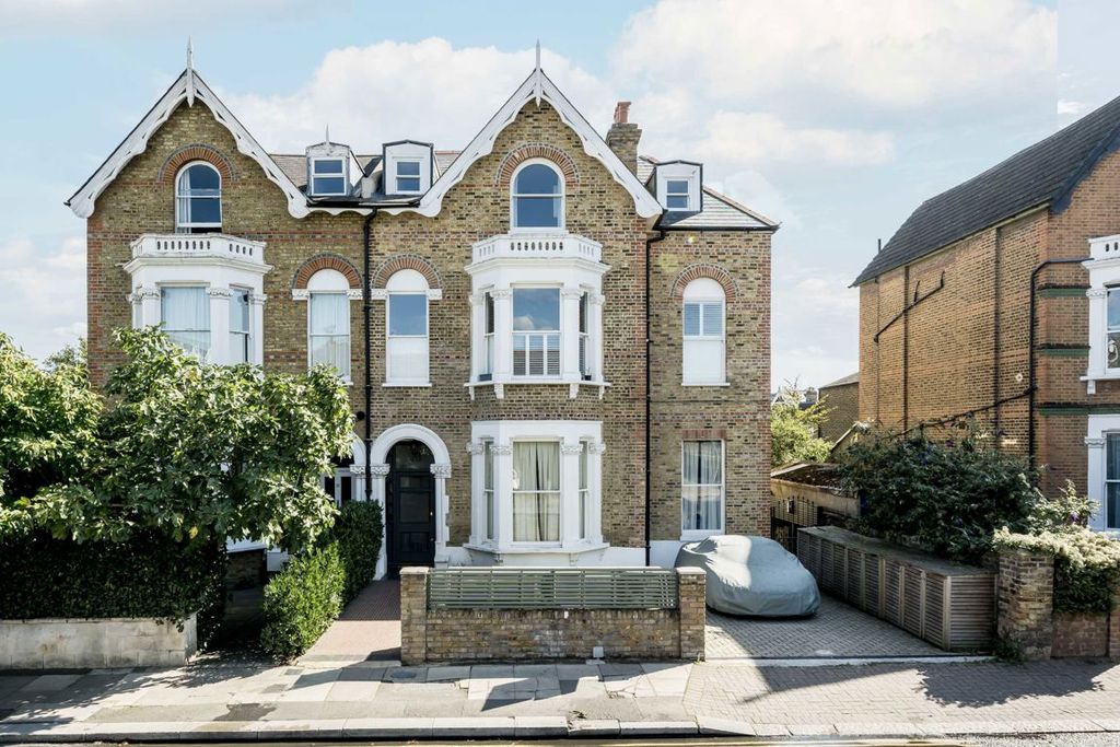 Property photo 1 of 7