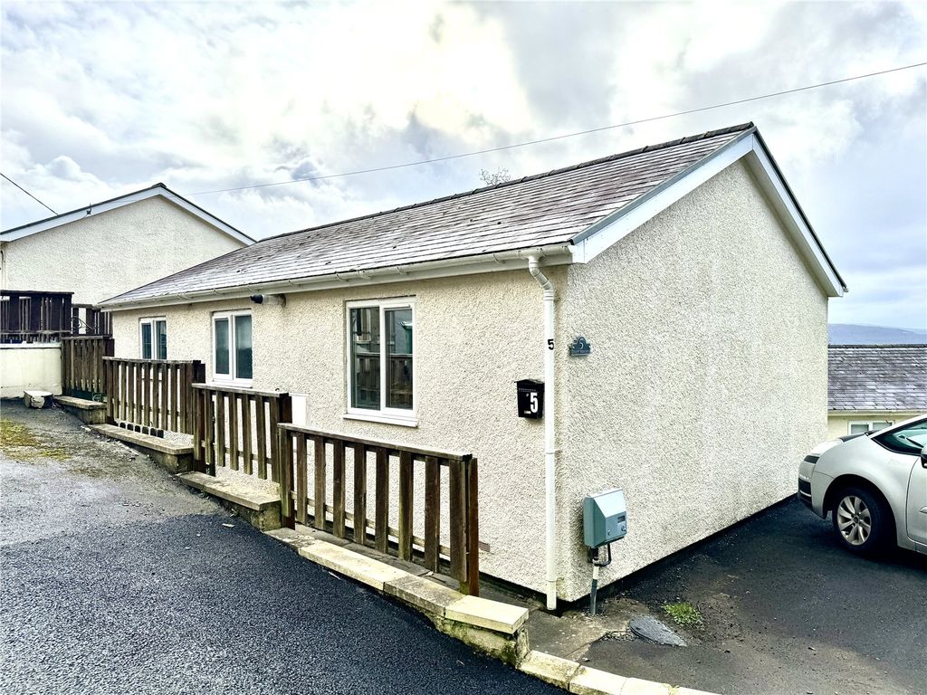 Property photo 1 of 10 Picture No. 03