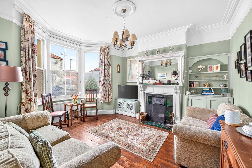 Property photo 2 of 21 Photo 6