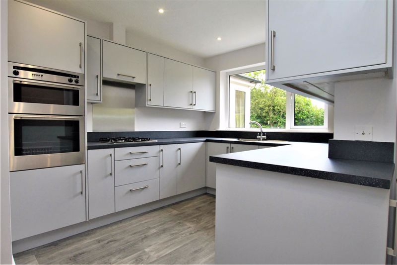 Property photo 2 of 14 Photo 14