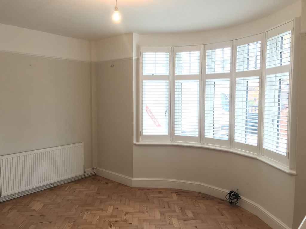 Property photo 3 of 25