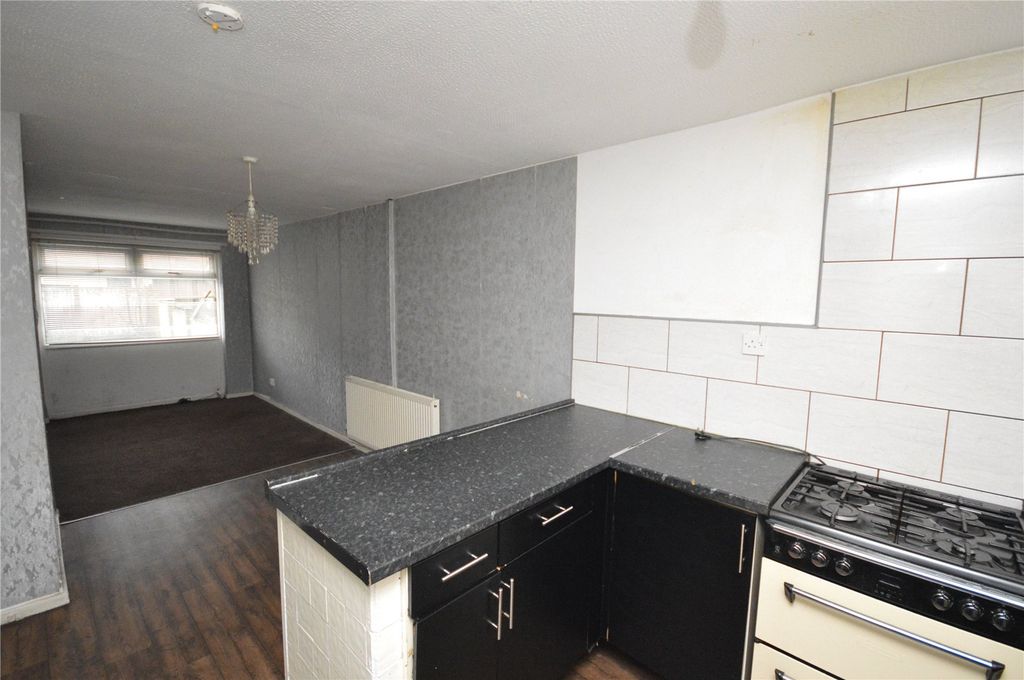 Property photo 3 of 11 Picture 3