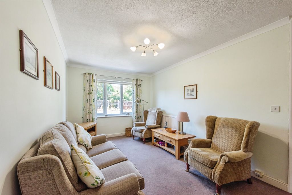 Property photo 3 of 15