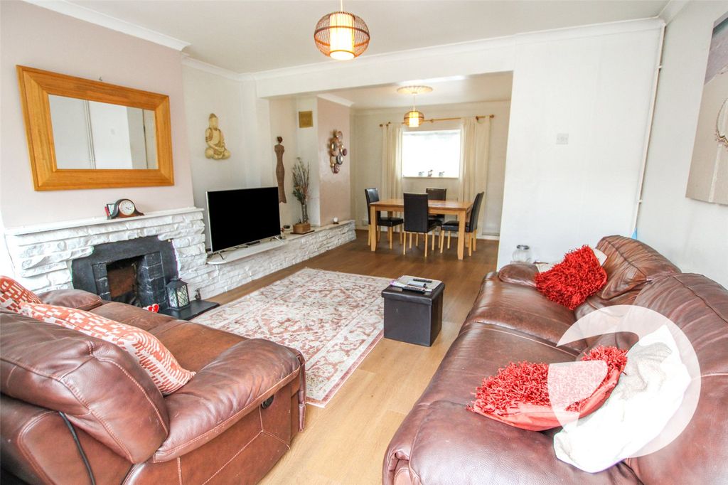 Property photo 2 of 13 Picture No. 02