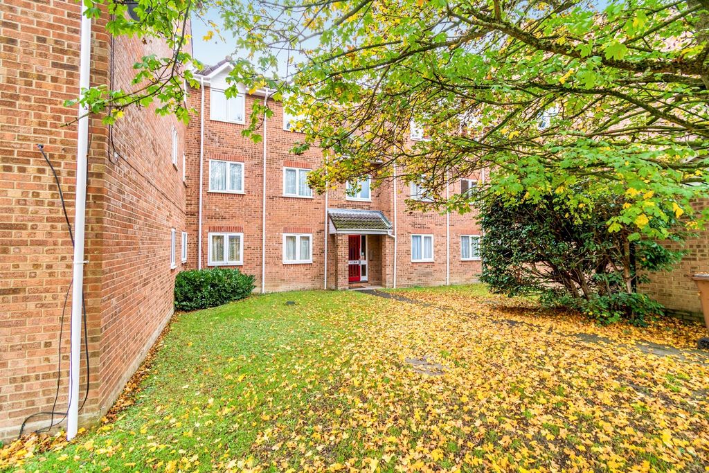 Property photo 1 of 12 Front