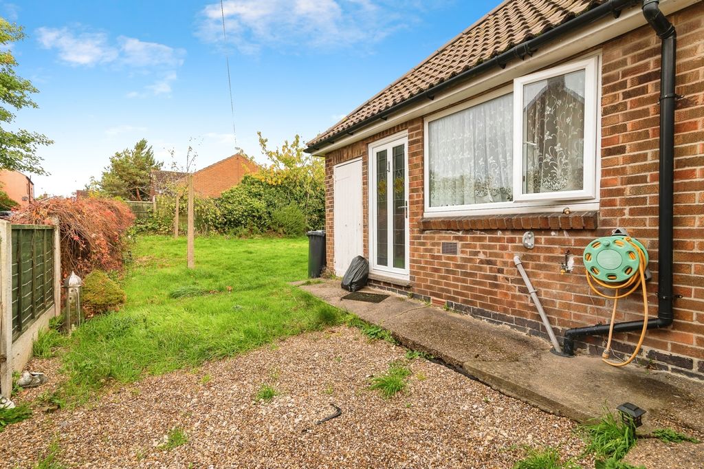 Property photo 3 of 14 Photo