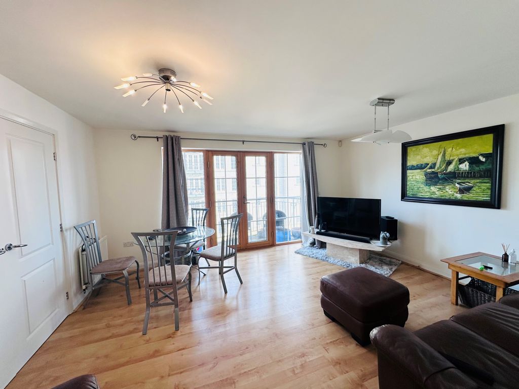 Property photo 3 of 9