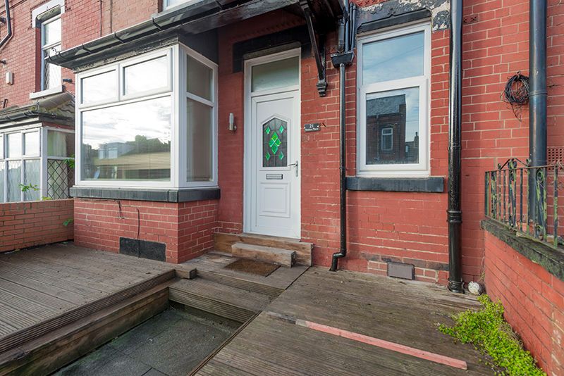 Property photo 2 of 12