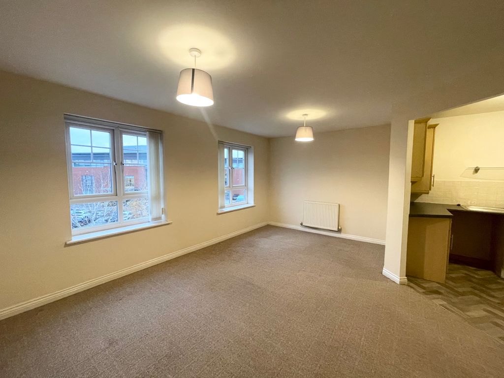 Property photo 3 of 6